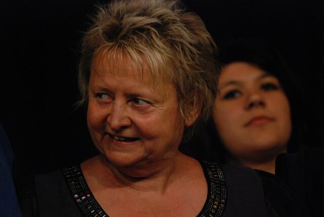 "Themba traut sich trotz AIDS" - szenische collage  18