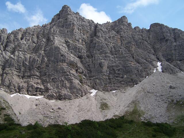 Die Lachenspitze, der Hausberg der Landsberger Hütte