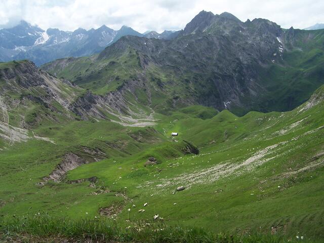 Blick ins grüne, grüne Tal