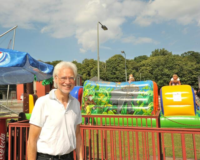 Auch Bürgermeister Bernd Strauch besuchte das Schleusenfest gestern.