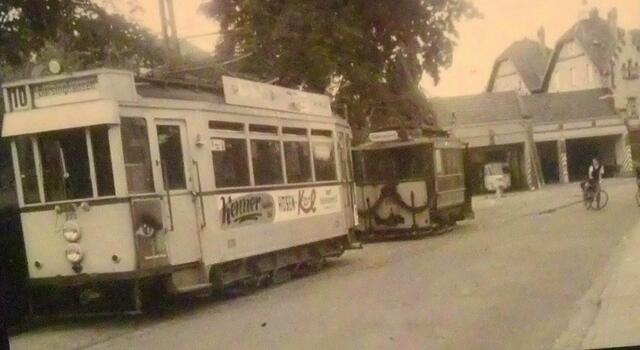Bahnhof und die 10