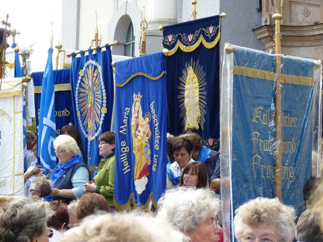 Eine Fahne schöner als die andere!