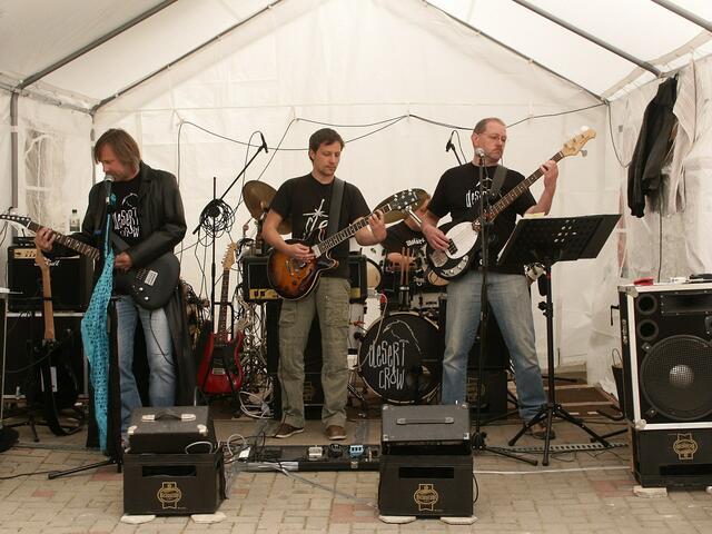 Desert Crow, Volker Marschner, Thomas Haarmann, Peter Ritzert, am Schlagzeug Michael Heil