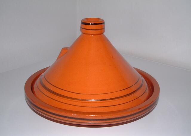 Ein Tontopf der "Wünsche" erfüllt - Die Tajine