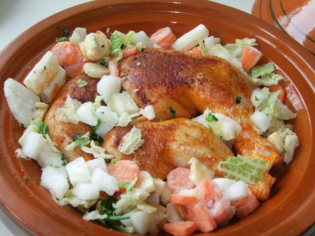 Gemüse rundum einschichten ...