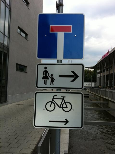 Gab's das Schild schon vorher?