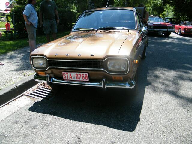 "Hundeknochen-Ford"