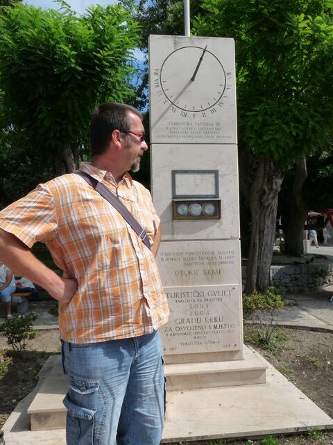 Krk hat einige Touristenauszeichnungen bekommen, die hier zu sehen sind