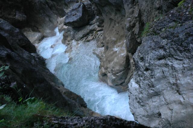Ja, Herr, jedes Wasser erinnert mich an das Wasser der Taufe. Sei Du die Quelle, die meine Sehnsucht stillt.