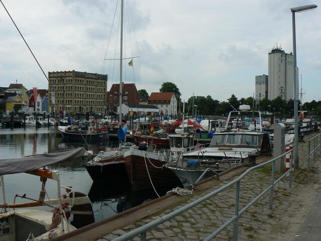 Ein kleiner Abschnitt der Hafenanlage in Eckernförde