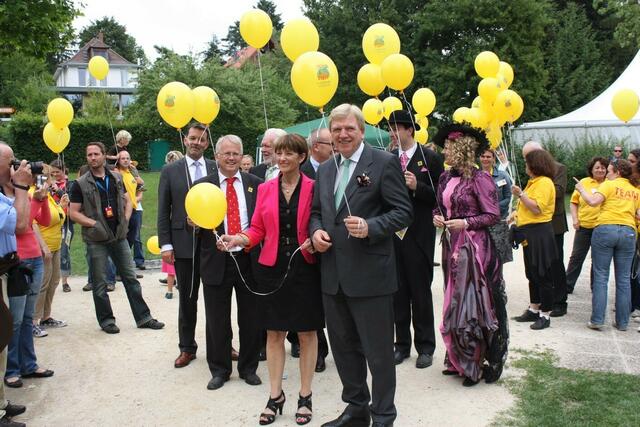 Vor der Eröffnung
