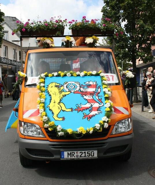 Der Stadtallendorfer Motivwagen beim Hessentagsfestzug in Oberursel (Foto: Leif-Erik Zaschke) | Foto: Leif-Erik Zaschke