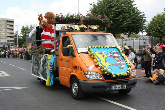 Der Stadtallendorfer Motivwagen beim Hessentagsfestzug in Oberursel (Foto: Leif-Erik Zaschke) | Foto: Leif-Erik Zaschke