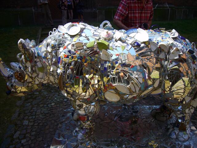 Nashorn im Porzellanladen???