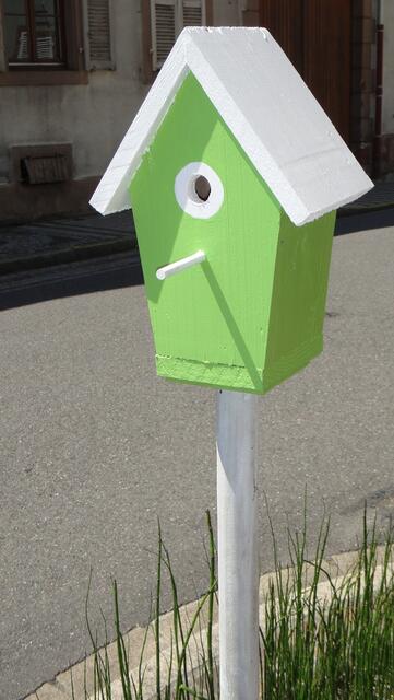 Gründe Vogelhäuschen überall
