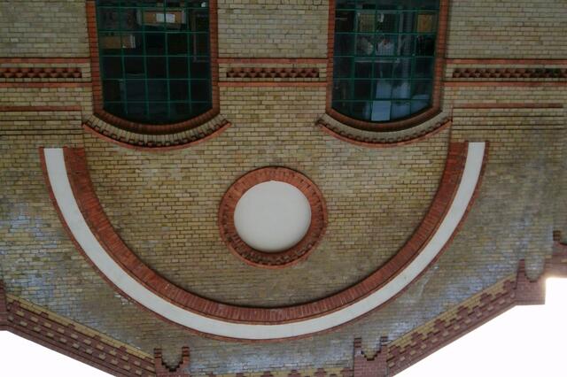 Tschüss und ein fröhliches "Glück Auf" vom Ilseder Hüttengelände ... upps, das Bild ist falschrum ... ;o)