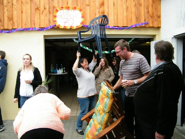 Echte Fans der Alt-Laatzener Musiker kennen natürlich auch den Stuhltanz!