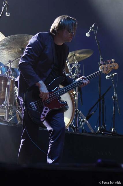 Lenard „Leo“ Schmidthals – Bass