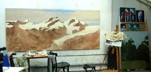 In Thomas BEECHTs Atelier im BOTANICUM München: Besuch werner hahn am 21.7.11. Gebirgsbild in Arbeit: RIMPFISCH-HORN (Schweiz).