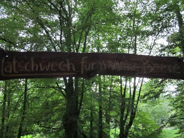Barfußpfad oder Latschwech für nagche Beene!