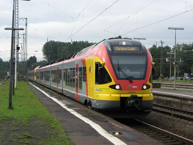 FLIRT nach Marburg/Haiger um 8:43 in Friedberg