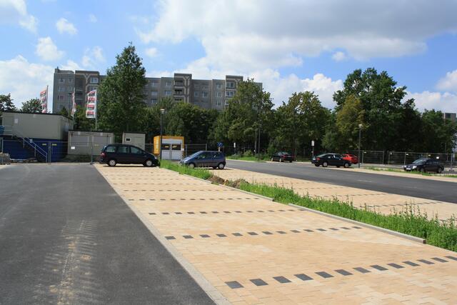 der neue Parkplatz .....