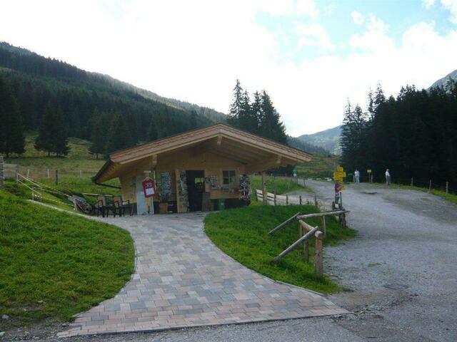 Verkaufsbude beim Schönangeralm.