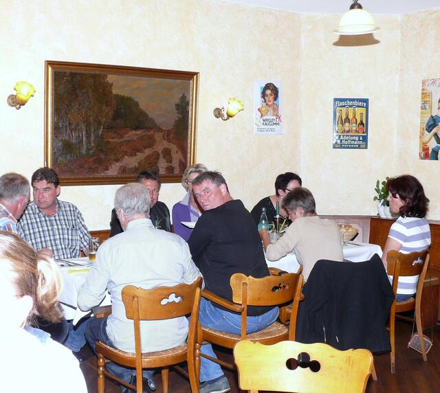 Gäste im kleinem Saal