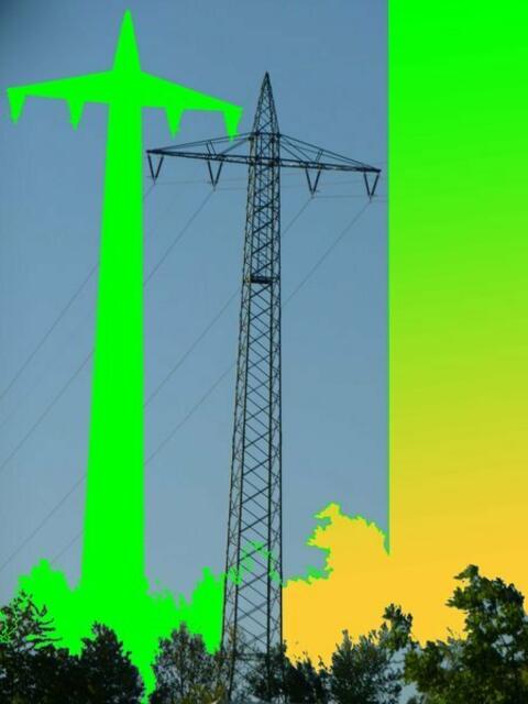 ars evolutoria PERFORMANCE zeigt Beispiele für Hochspannungsleitungen: Dies sind Stromleitungen, die zur Übertragung von elektrischer Energie über große Distanz dienen.