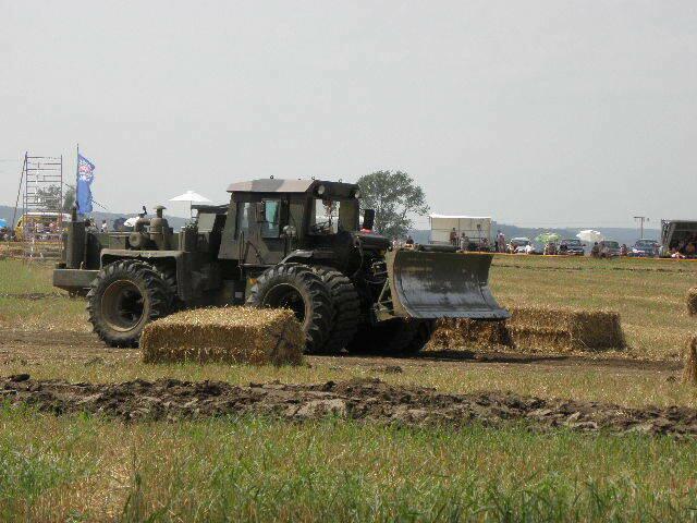 Mit diesem Fahrzeug wurde die Strecke wieder besser befahrbar gemacht.