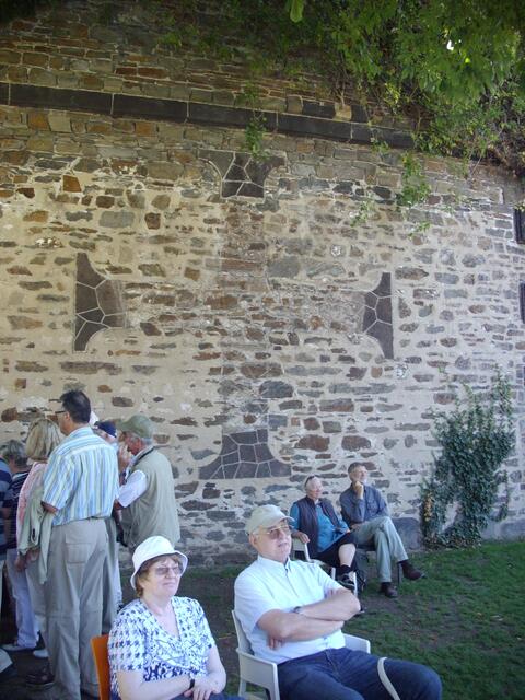 Das Deutsche Eck am Deutschherrenhaus mit dem Kreuz des Deutschen Ordens.