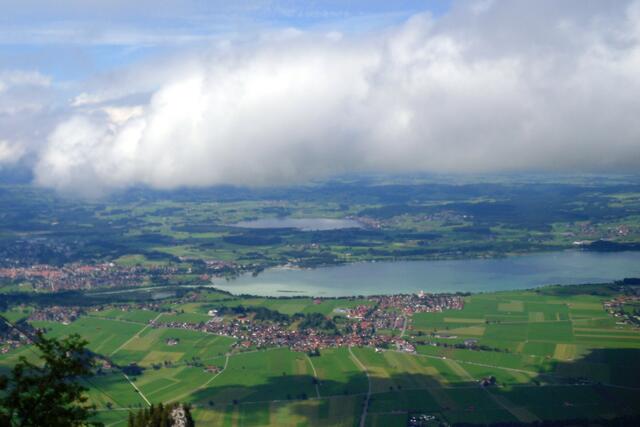 Die Wolken trieben ihr Spiel