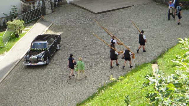 Alphornbläser für die Hochzeit