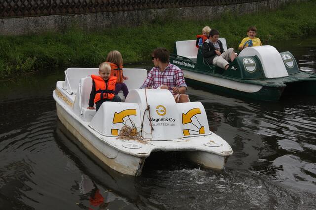 Tretbootfahren auf dem Bach war sehr gefragt