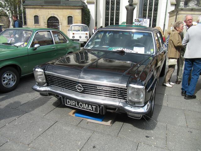 OPEL DIPLOMAT