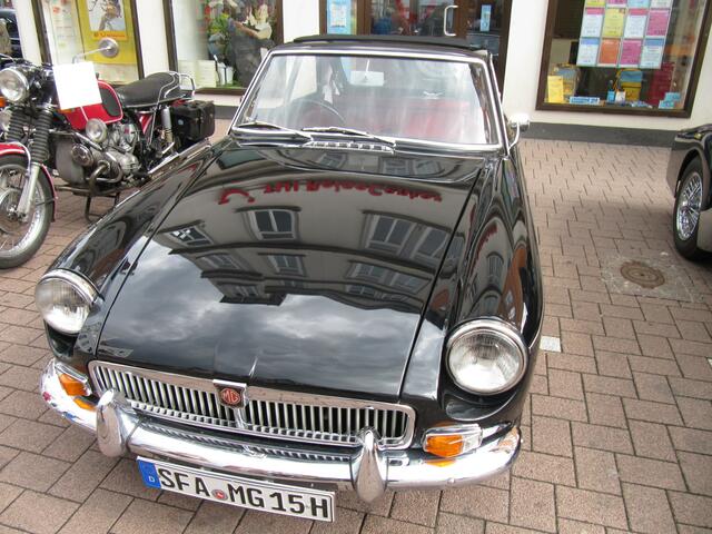 MG