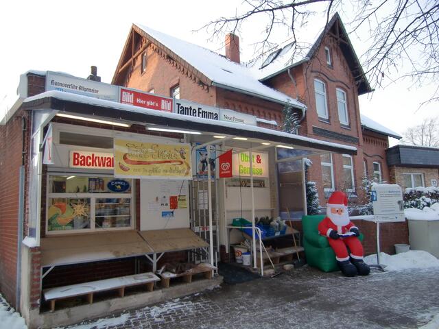 Kurz vor dem Alten Markt steht unser Tante-Emma-Laden, hier bekommt man ( fast ) alles was das Herz begehrt. ein echtes Einkaufszentrum mit Herz