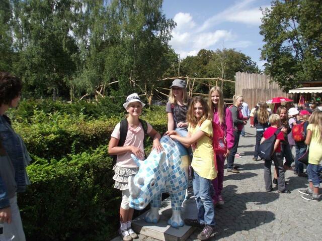 Mit dem Donauwörther Ferienprogramm-Team im Augsburger Zoo