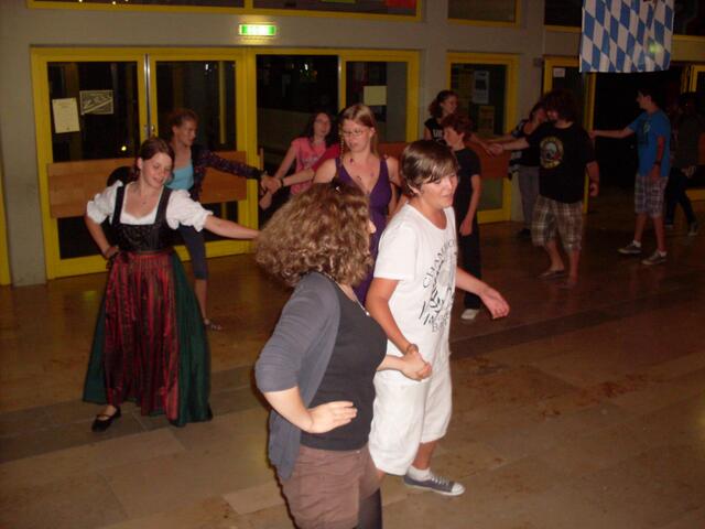 Viel Spaß beim deutsch-französischen Volkstanz
