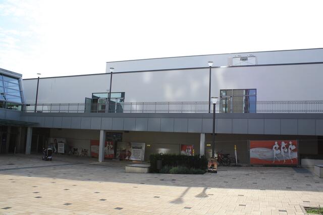 Gerüste und das Bauamaterial ist weg .....