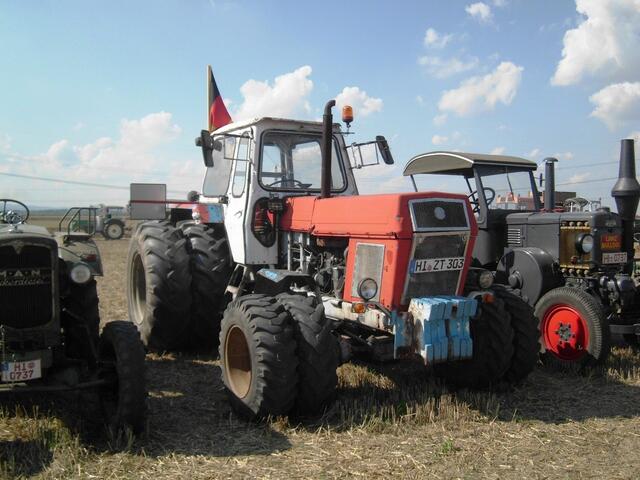 ZT 300 D Fortschritt 1967 - 1983 in der DDR gebaut,  72382 Stück, 90 - 100 PS