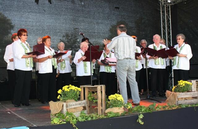 37. Heimat- und Soldatenfest in Stadtallendorf; Seniorennachmittag; Evangelischer Frauenchor Hatzbach