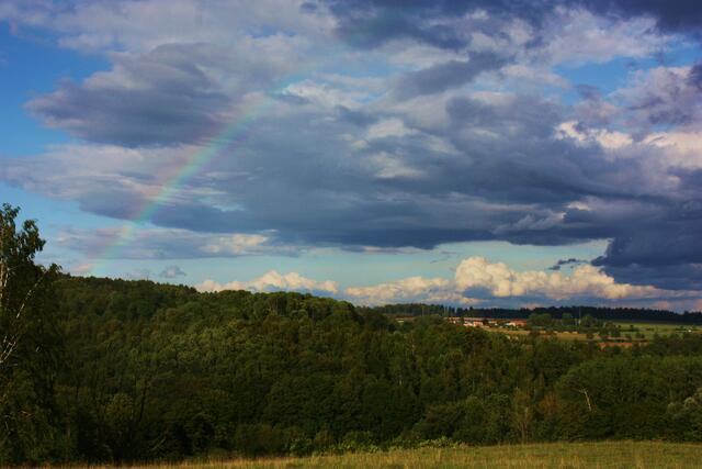 Ganz kurz zeigte sich ein zarter Regenbogen