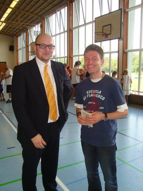 HAZ-Sportredakteur Patrick Hoffmann & Oliver Otto (Fielmann)