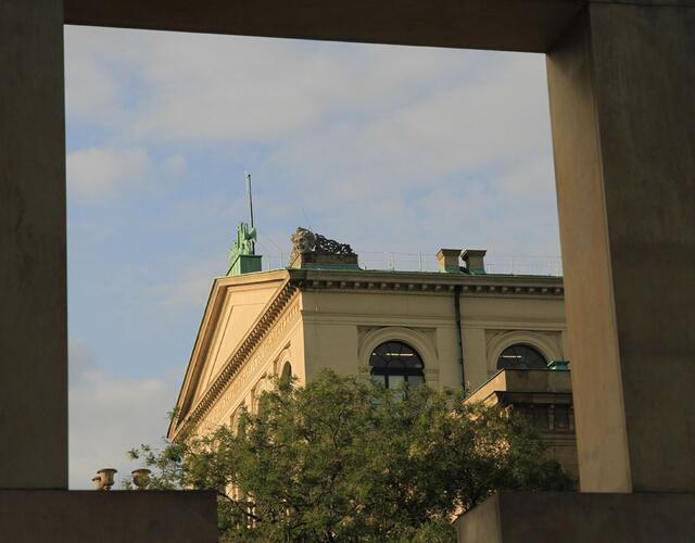 Blick zurück zur Oper