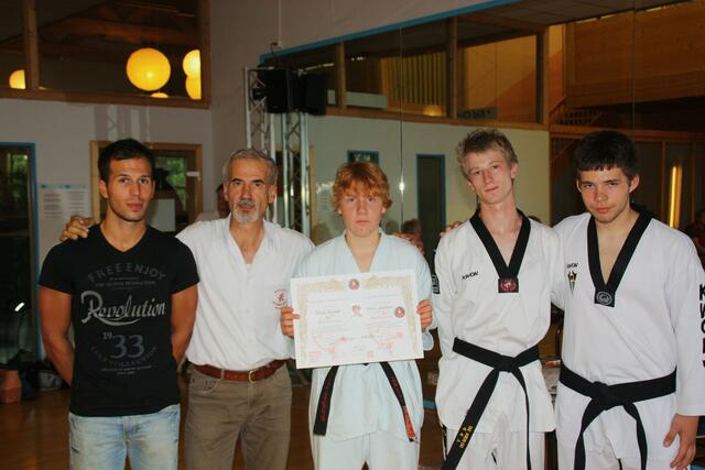 Moritz Junghardt 1. Dan Allkampf-Jitsu