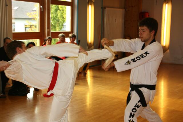 Bruchtest Seitwärtstritt