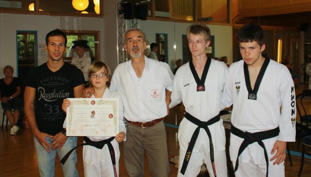 Jan Luca Januschke 1. Dan Allkampf-Jitsu