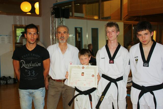 Stephan Liepert 1. Dan Allkampf-Jitsu