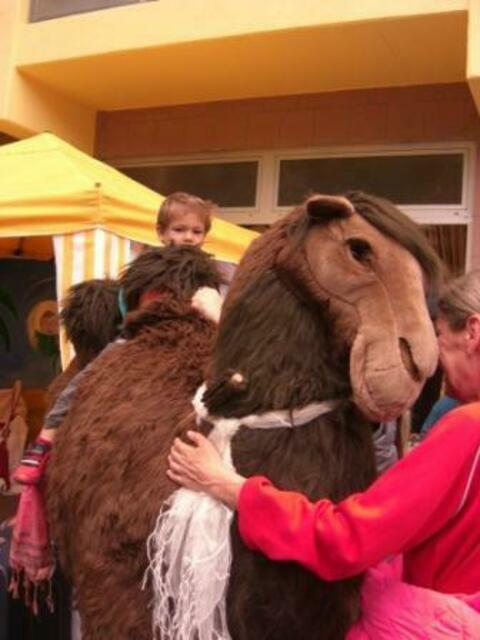 Besuch in Annes Lese- & Erzähloase beim Stadtteilfest Nordend.